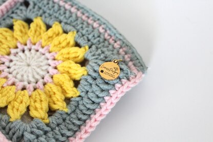 Granny Square Clutch