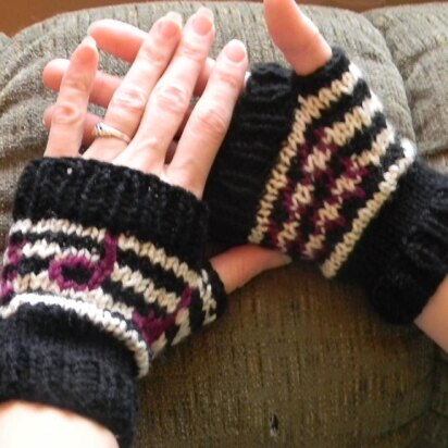 Peaceful Rhythm Fingerless Mitts