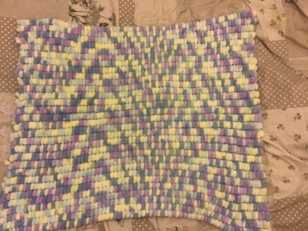 Pom Pom baby blanket #2