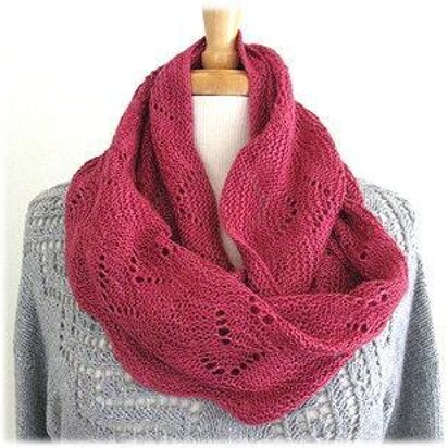 K456-Forever Blooming Cowl