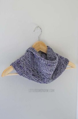 Hazel Herringbone Cowl