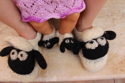 Shaun's Slippers - Seamless Felted Sheep Shoes