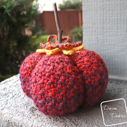 Crinkle Pumpkin Amigurumi