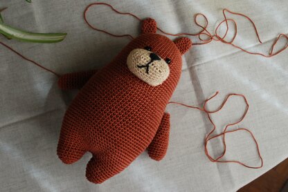 Blaise the big brown bear crochet pattern