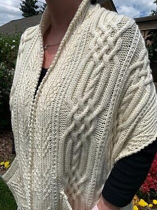 Warm Chicago Pocket Shawl