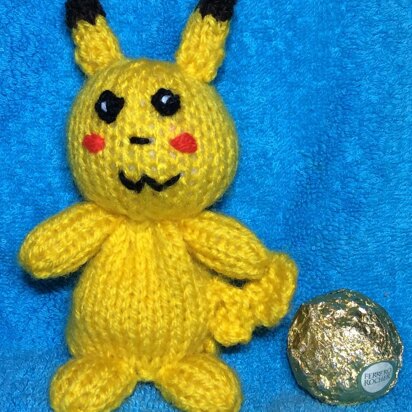Pikachu Ferrero Choc Cover - knitting pattern