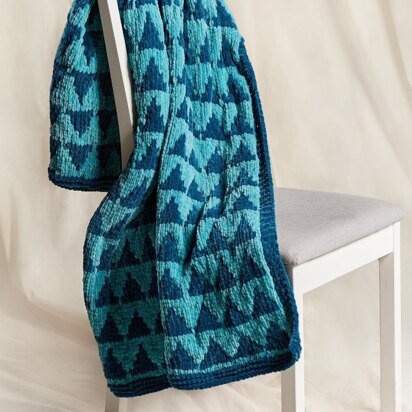 Triangles Throw in Universal Yarn Bella Chenille - 2534 - Downloadable PDF