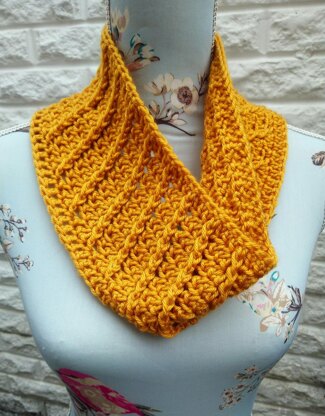 Spiral Cowl