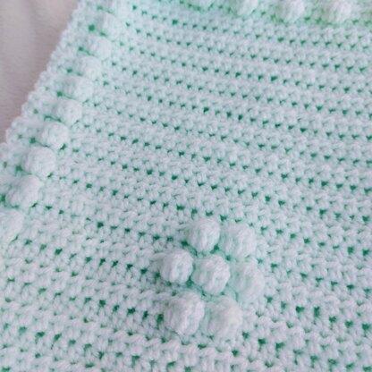 Bow baby blanket