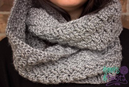 Texture Weave Cowl