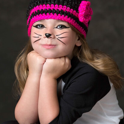 Glam Black Cat Hat in Red Heart Reflective - LW4447EN - Downloadable PDF