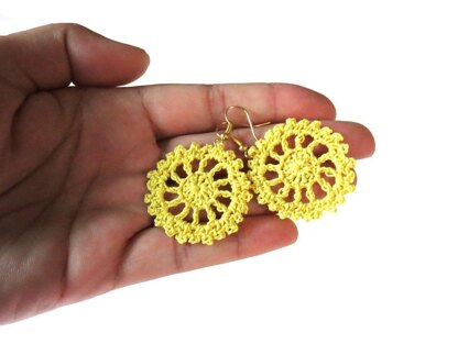 Cart wheel crochet earrings