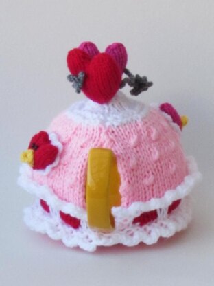 In Love Hearts Tea Cosy