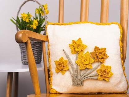 Daffodil Cushion