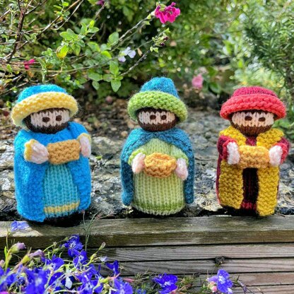 Nativity Wise Men Dolls Knitting Pattern - Toy Knitting Pattern