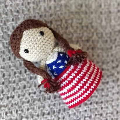 Miss 4th July Amigurumi doll