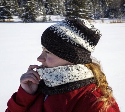 Snowy Nights Hat and Cowl