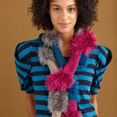 Glamorous Furry Scarf in Lion Brand Vanna's Choice and Fun Fur - L0695