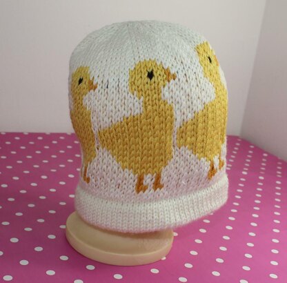 Baby Chick Ski Beanie Hat CIRCULAR