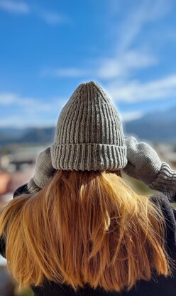 Siva Hat and Siva Hat Blue