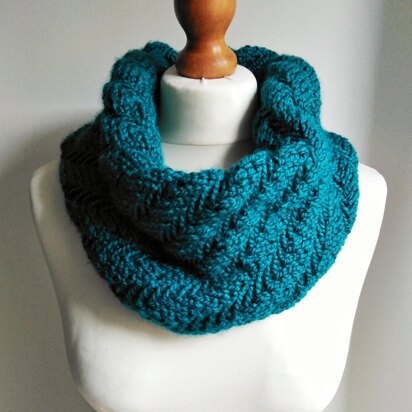 Diagonal Slip Cowl