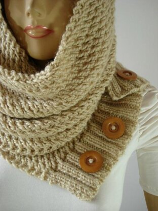 Loulou Scarf Hood