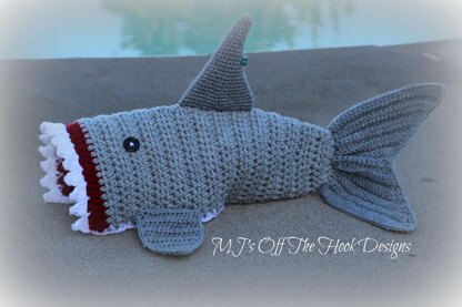 Bulky & Quick Shark Blanket