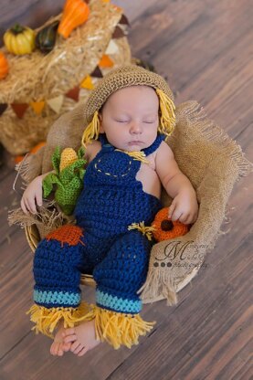 Newborn Scarecrow Outfit with Corn and Pumpkin
