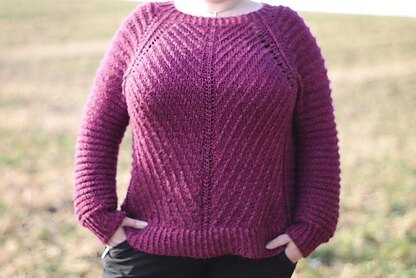 Shield Maiden pullover