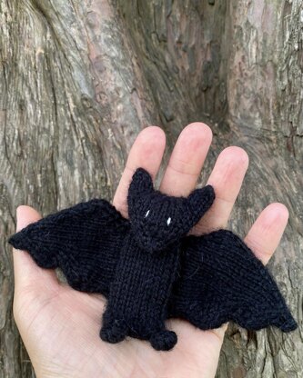 Bat Finger Puppet