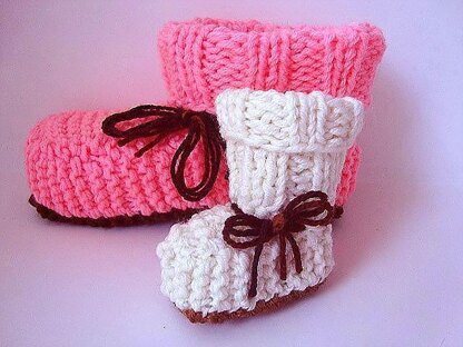 626 CHILD Booties or Slippers