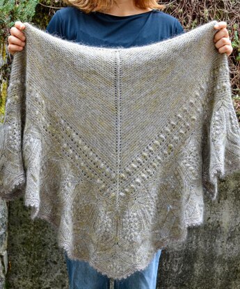 Solveig Shawl