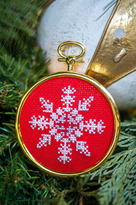 Vervaco Snowflakes (Set of 3) Cross Stitch Kit - 7cm