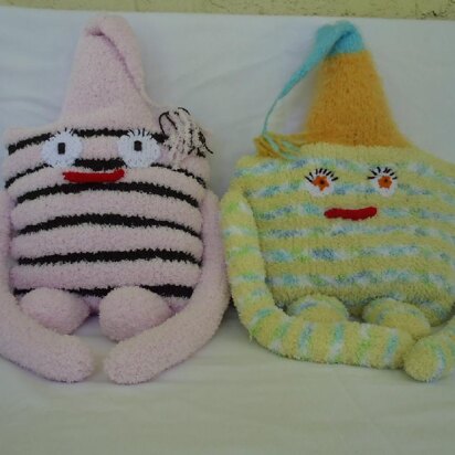 Huggaluf Pillow - knitting pattern