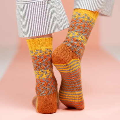 Roar Socks in West Yorkshire Spinners Signature 4ply - DBP0234 - Downloadable PDF