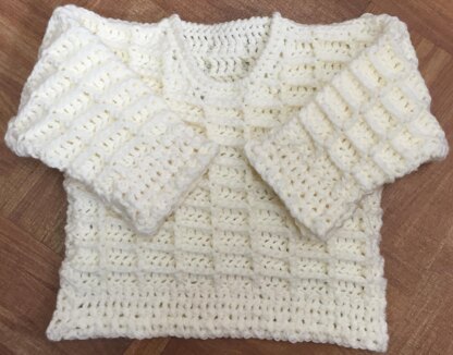 Baby's/Child's Sweater in Aran Yarn - 1001