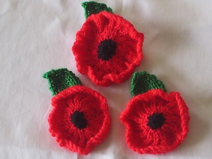Fluted Poppies DK knitting pattern Remembrance Sunday Veterans day Armistice day