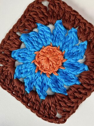 Granny Plant Pot Cover