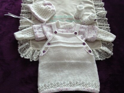 67. Dungaree Dress Set