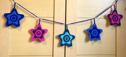 Star garland by HueLaVive