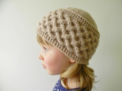 Dilya Hat
