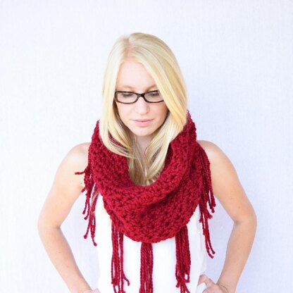 Sara Crocheted Fringe Cowl