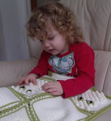 Blanket with Bobble Owl