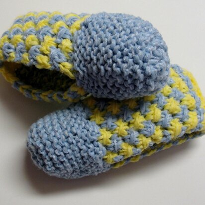 32-Double Knot Stitch Slippers - knitting pattern