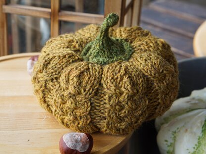 Knitting Pumpkin