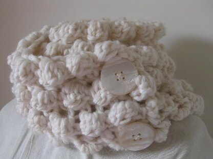 Crochet Bobble Cowl