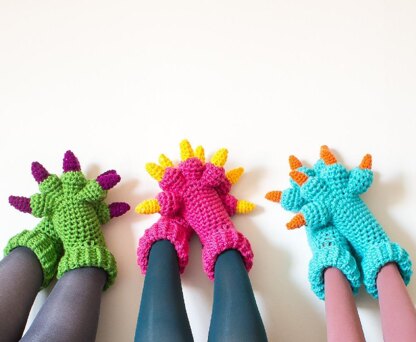 Crochet dinosaur discount slippers free pattern