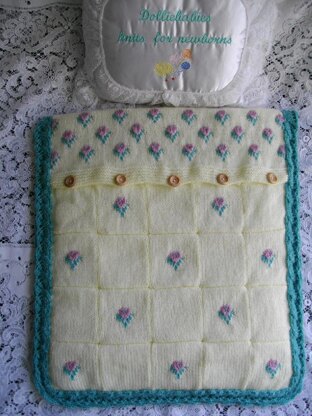 31. Baby Girl's Fully Reversible Pram Quilt