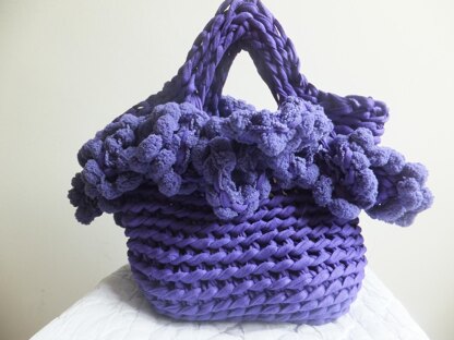 Bobble Cowl with Bag