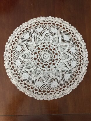 Romantic Pineapple Doily